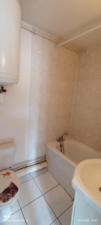 Studio Double 8 Avec Wifi Limoges Exterior photo
